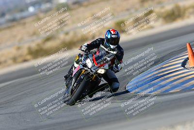 media/Jan-09-2022-SoCal Trackdays (Sun) [[2b1fec8404]]/Turn 11 (935am)/